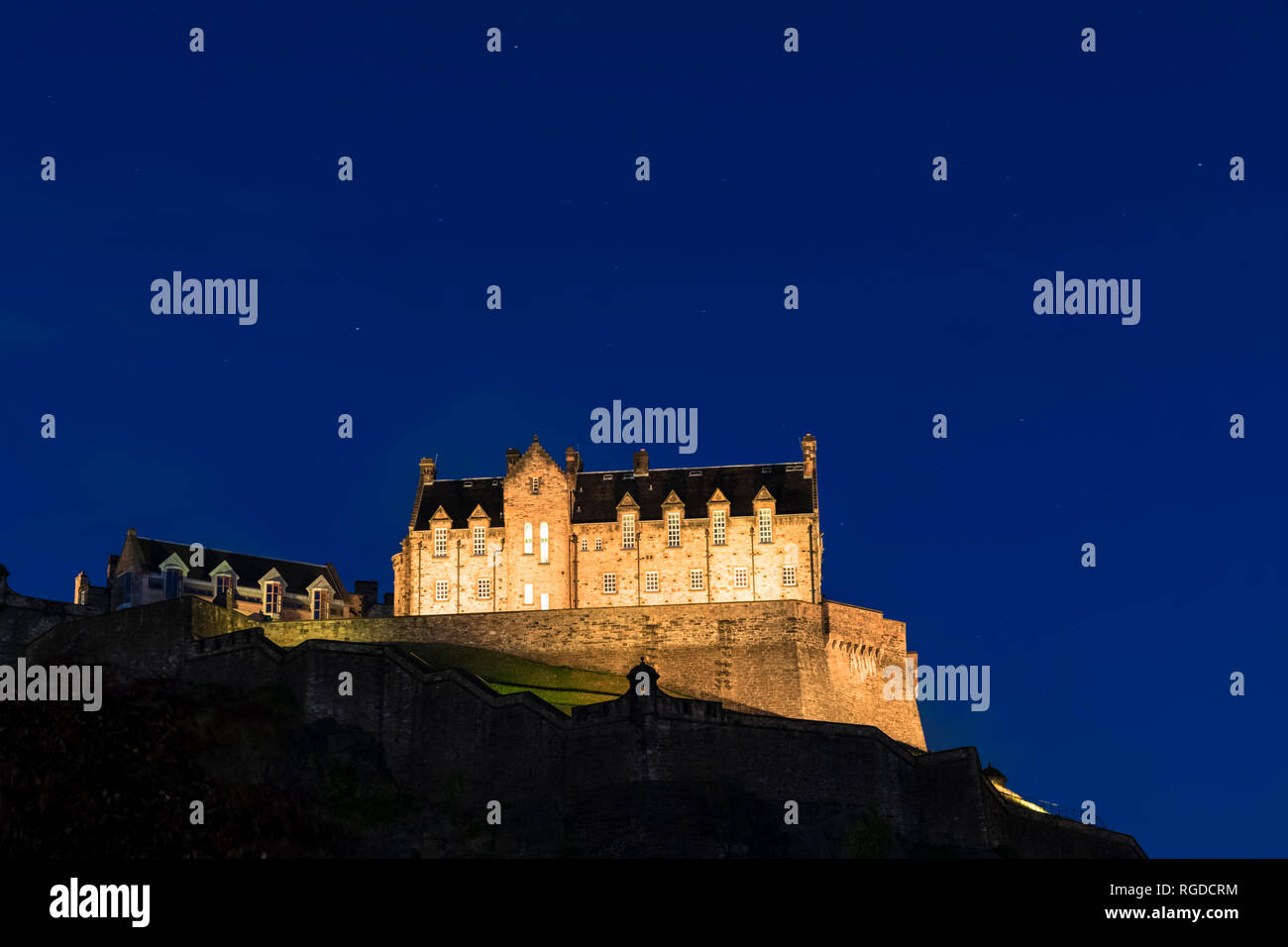 Great Britain, Scotland, Edinburgh, Castle Rock, Edinburgh Castle at night Stock Photo