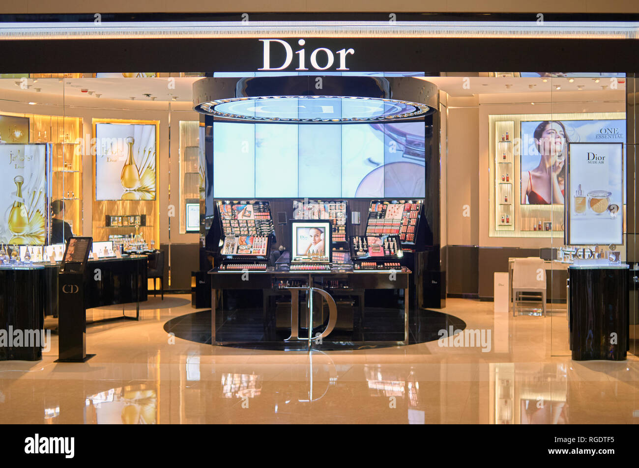 dior emquartier