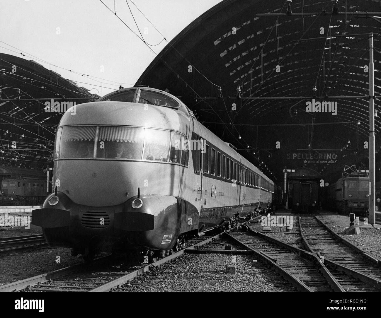milan central station, etr 303 settebello, italy 1960 Stock Photo