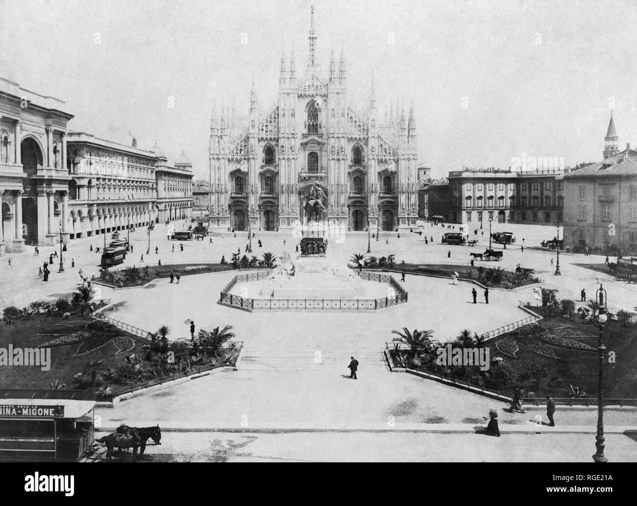 piazza del duomo, milan, 1902 Stock Photo