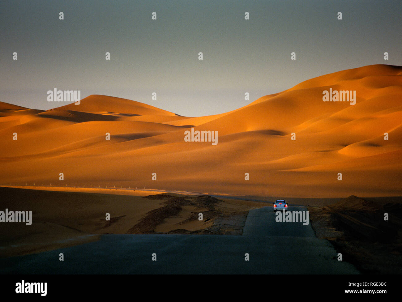 Winding Road on the desert, Djanet, Bordj El Haoues, Sahara, Algeria, Africa Stock Photo