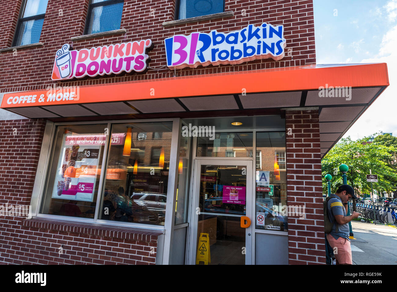 Baskin robbin hires stock photography and images Alamy