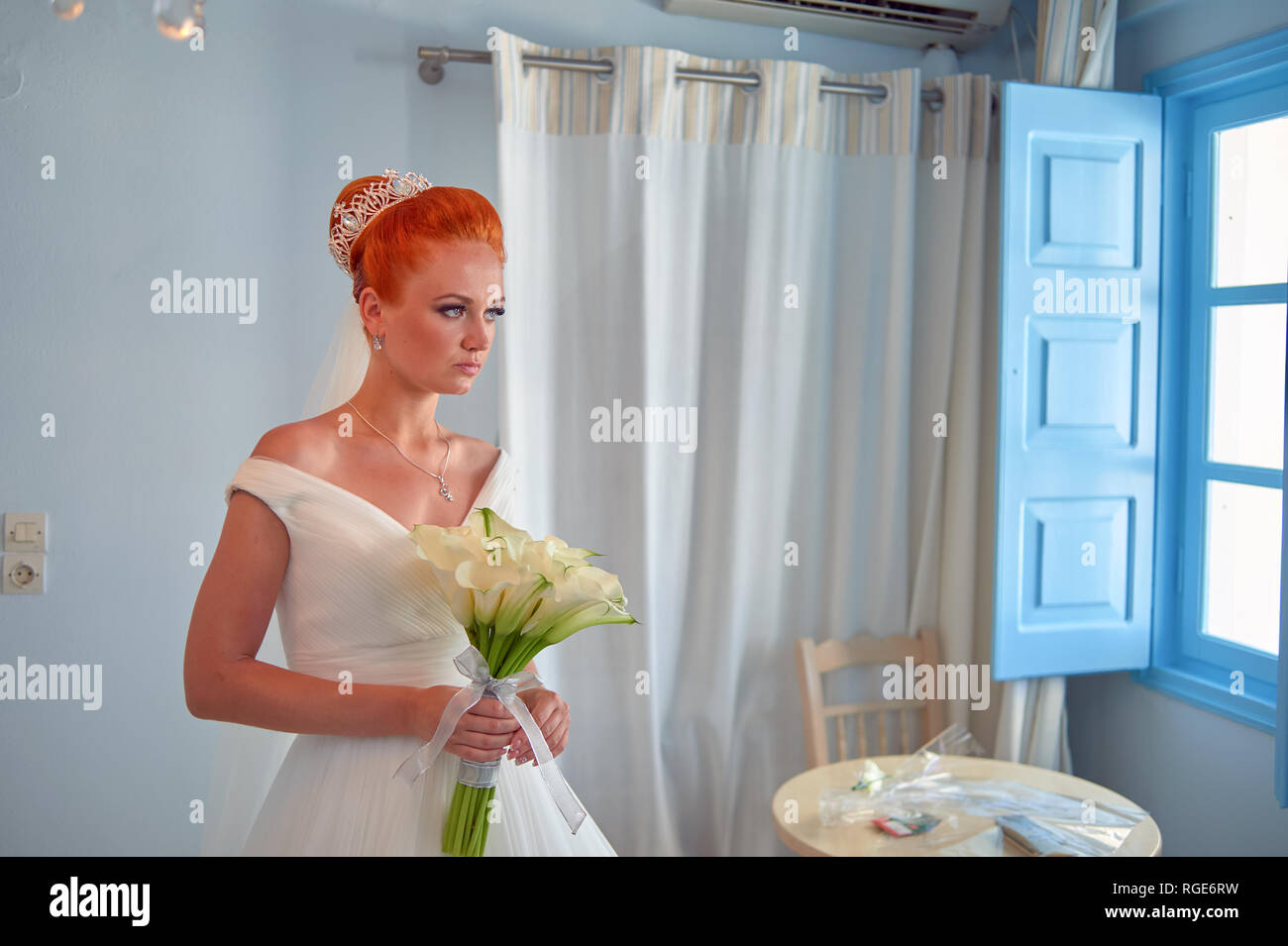 Portrait red haired beautiful hi-res stock photography and images - Alamy