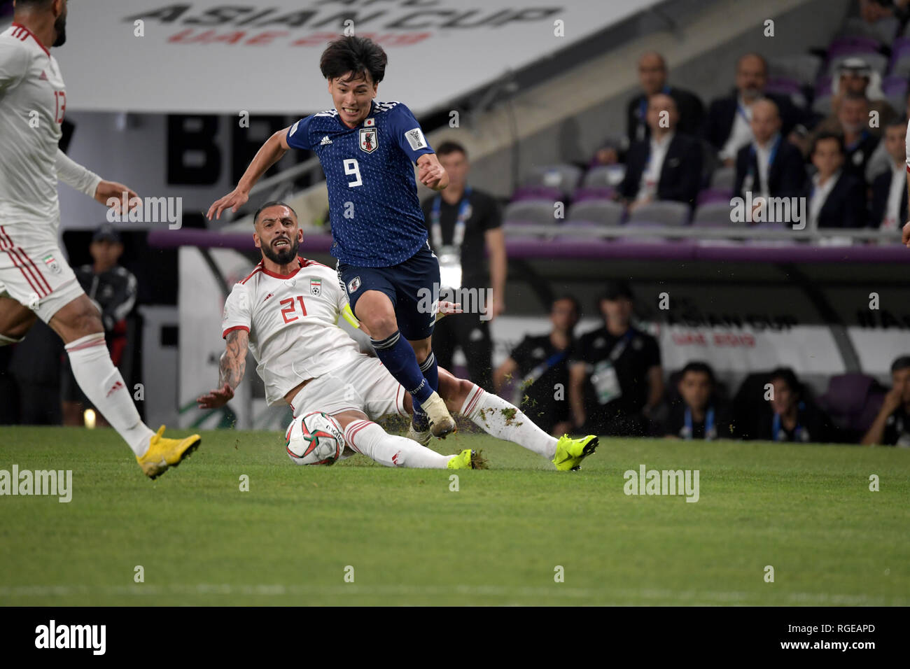 Doha, Qatar. 21st Sep, 2020. Rayan Yaslam (R) of Al Ain FC vies