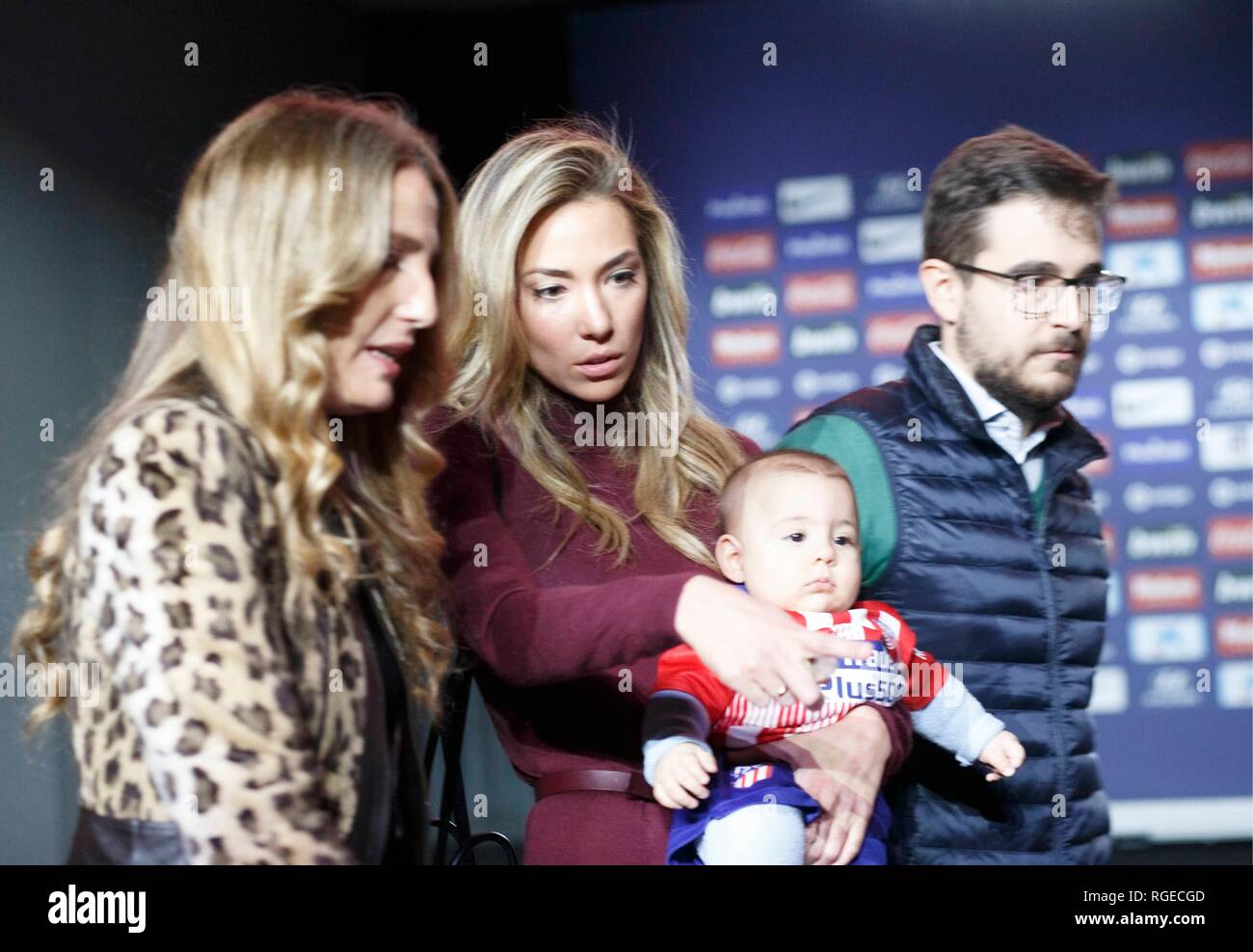 Madrid Spain 29th Jan 2019 Alvaro Morata Wife Alice Campello During His Presentation As New Player Of Atletico Madrid At Wanda Metropolitano Stadium In Madrid On January 29 2019 Photo By Guille