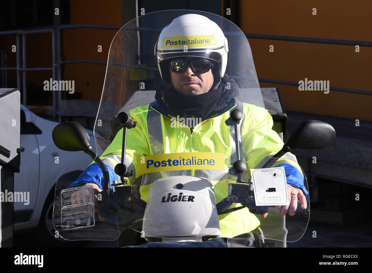 Pt Poste Italiane High Resolution Stock Photography and Images - Alamy