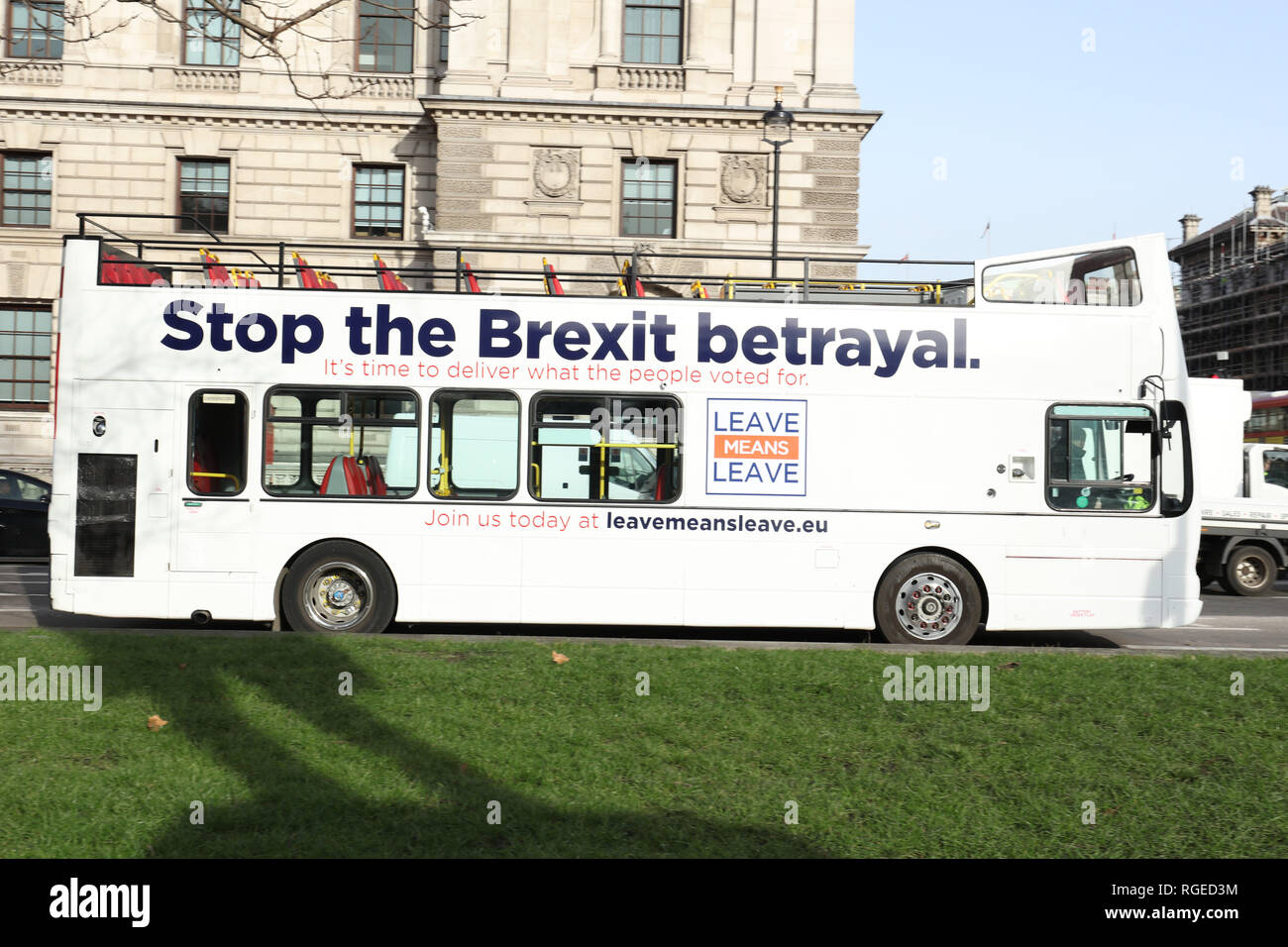 London, UK. 29th January 2019. Leave means Leave bus, Parliament Square , London, UK. Credit: Joe Kuis /Alamy Live News Stock Photo