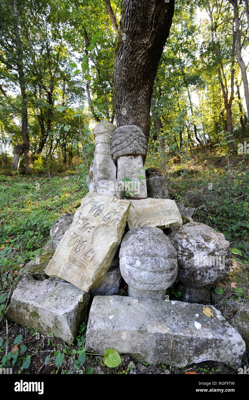Tatar Muslim cemetery in forest in Crimean Mountains near Vysoke, Crimea, Ukraine. October 2nd 2008 © Wojciech Strozyk / Alamy Stock Photo Stock Photo