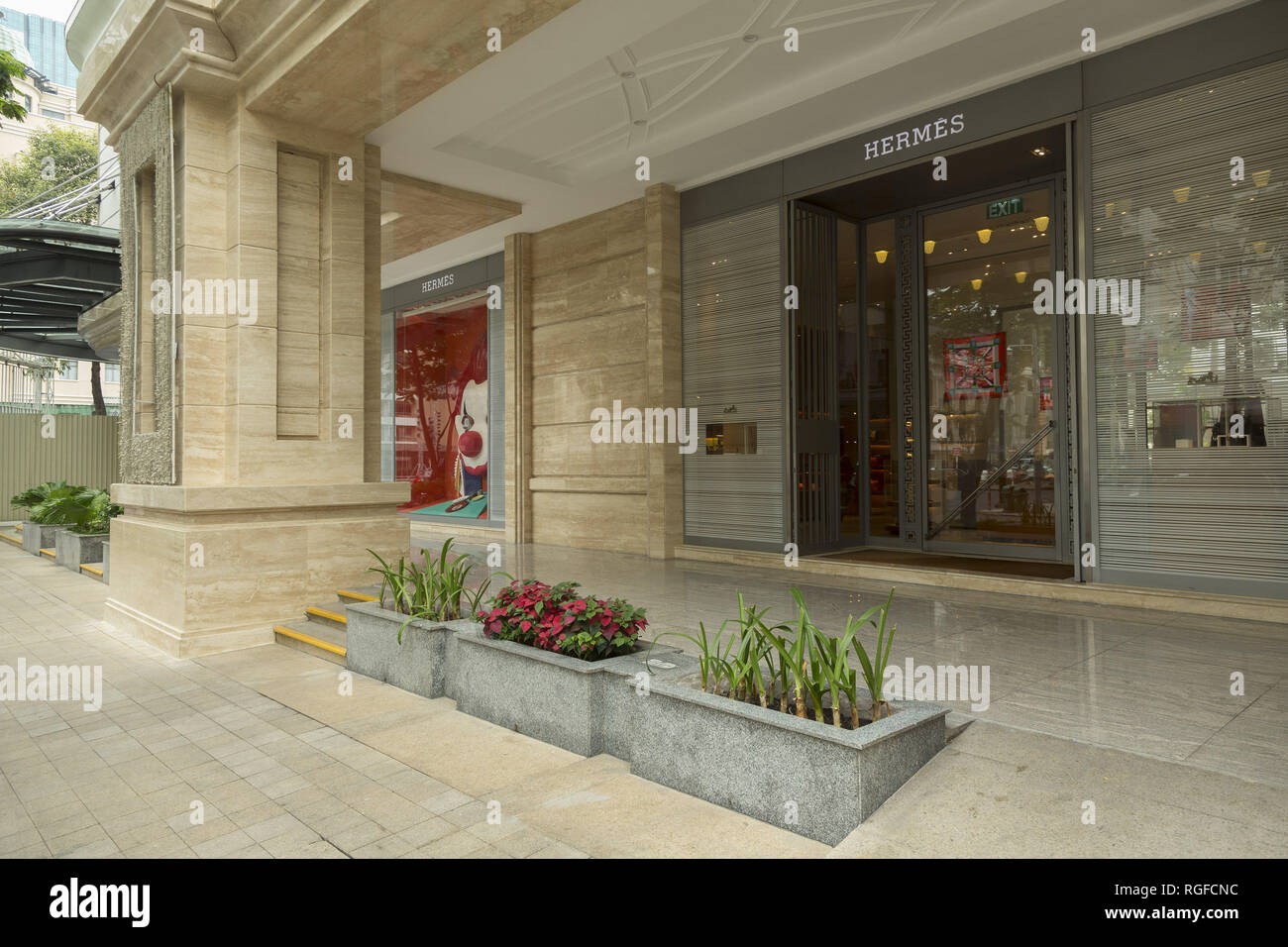 Luxury fashion brands shop hires stock photography and images Alamy