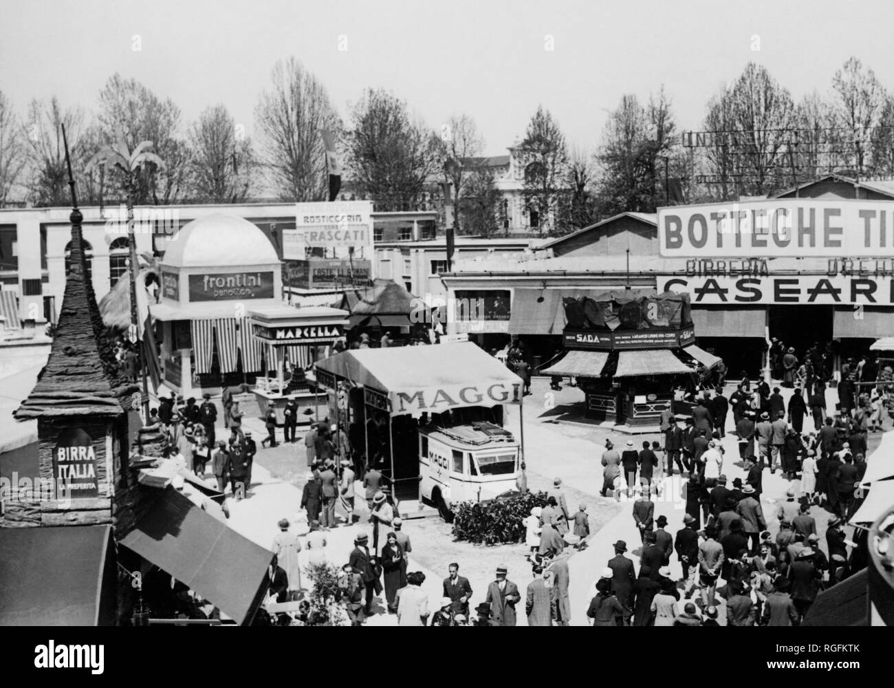food stands at the Milan Fair, 1930 Stock Photo