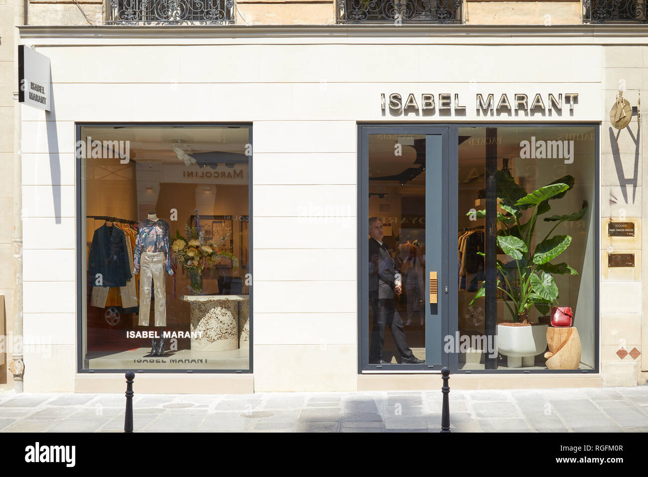 PARIS, FRANCE - JULY 07, 2018: Isabel Marant store with golden letters sign  in Paris in a sunny day Stock Photo - Alamy