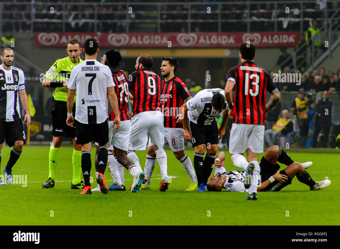 MILAN - NOV 11, 2018: Gonzalo Higuain 9 emotionally reacts and loses  control. AC Milan - Juventus. Italian Serie A TIM. Giuseppe Meazza Stadium  Stock Photo - Alamy