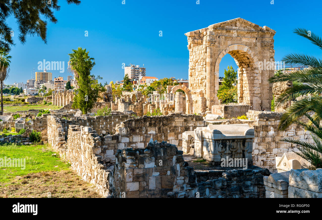 Arch of Hadrian at the Al-Bass Tyre necropolis in Lebanon Stock Photo