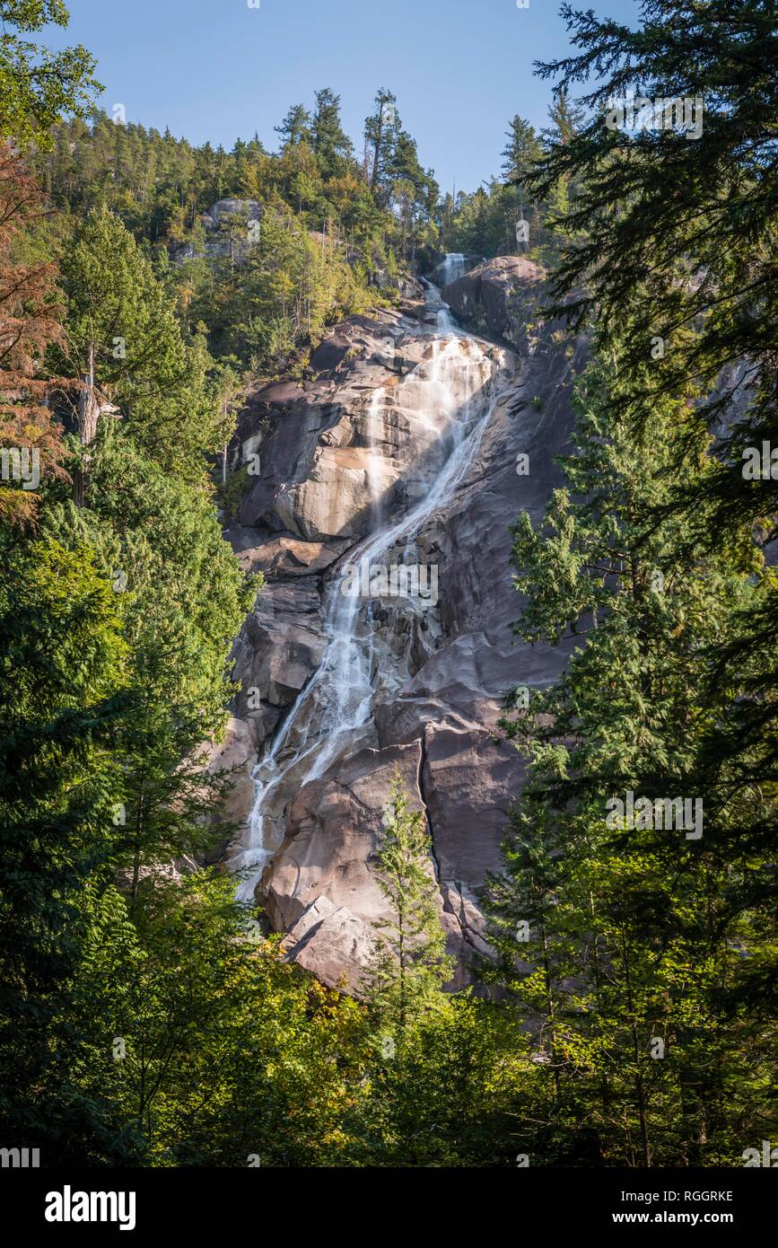 Shannon Falls, Waterfall at steep rock, British Columbia, Canada Stock Photo