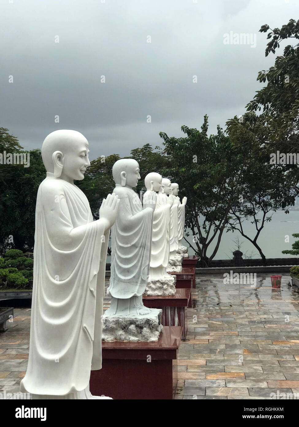 Ancient statues and sculptures of Asia Stock Photo - Alamy