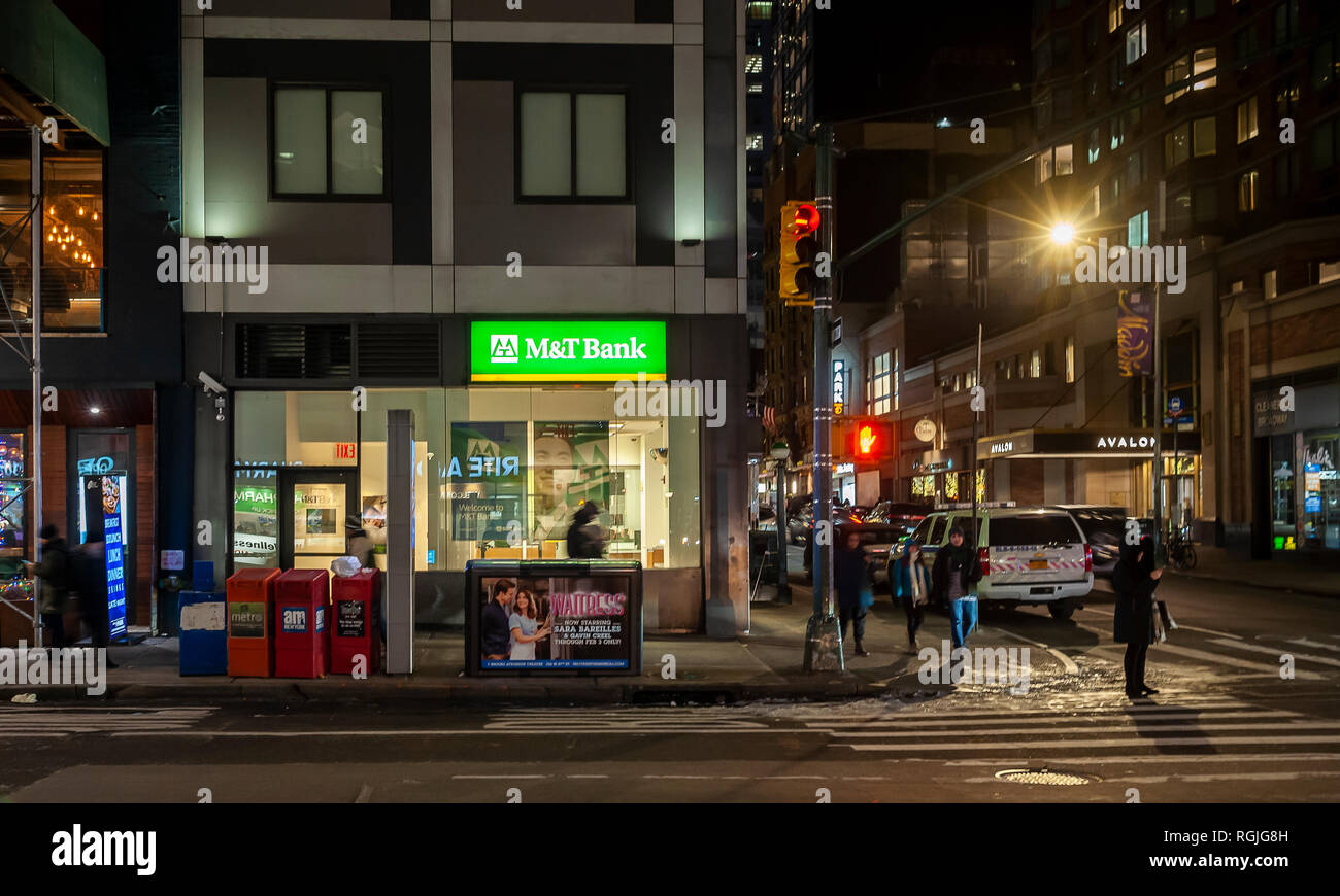 M&t bank hi-res stock photography and images - Alamy