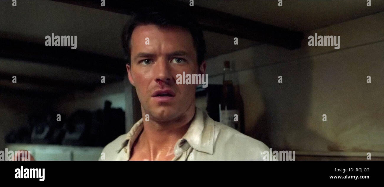 in-like-flynn-thomas-cocquerel-as-errol-flynn-2018-blue-fox