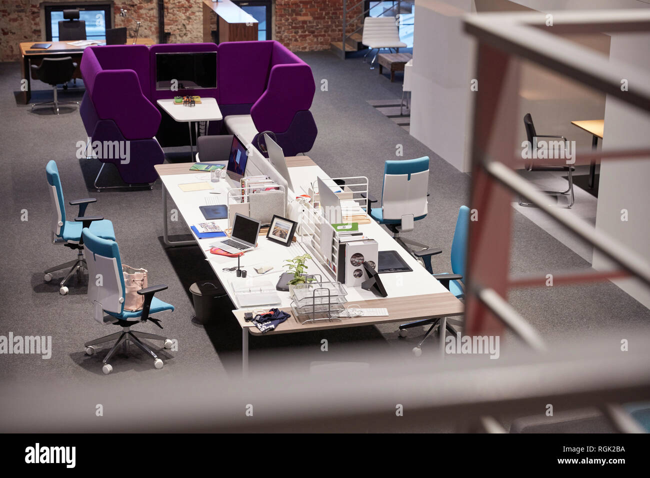 Modern style hi-res stock photography and images - Alamy