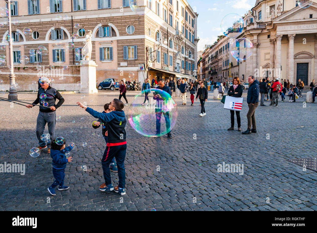 Many soap bubbles flying outdoors hi-res stock photography and images ...
