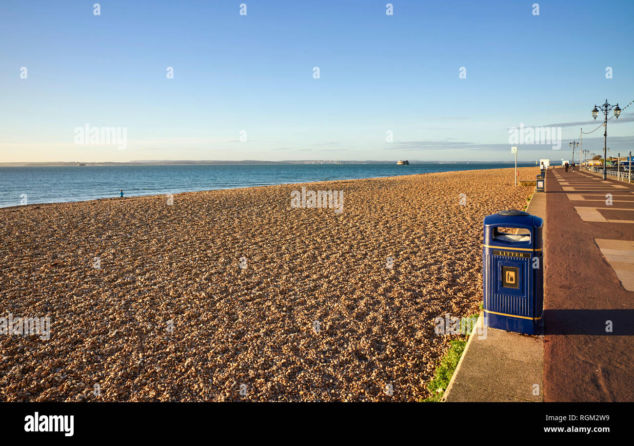 A litter bin on the seafront at Southsea beach, Portsmouth Stock Photo