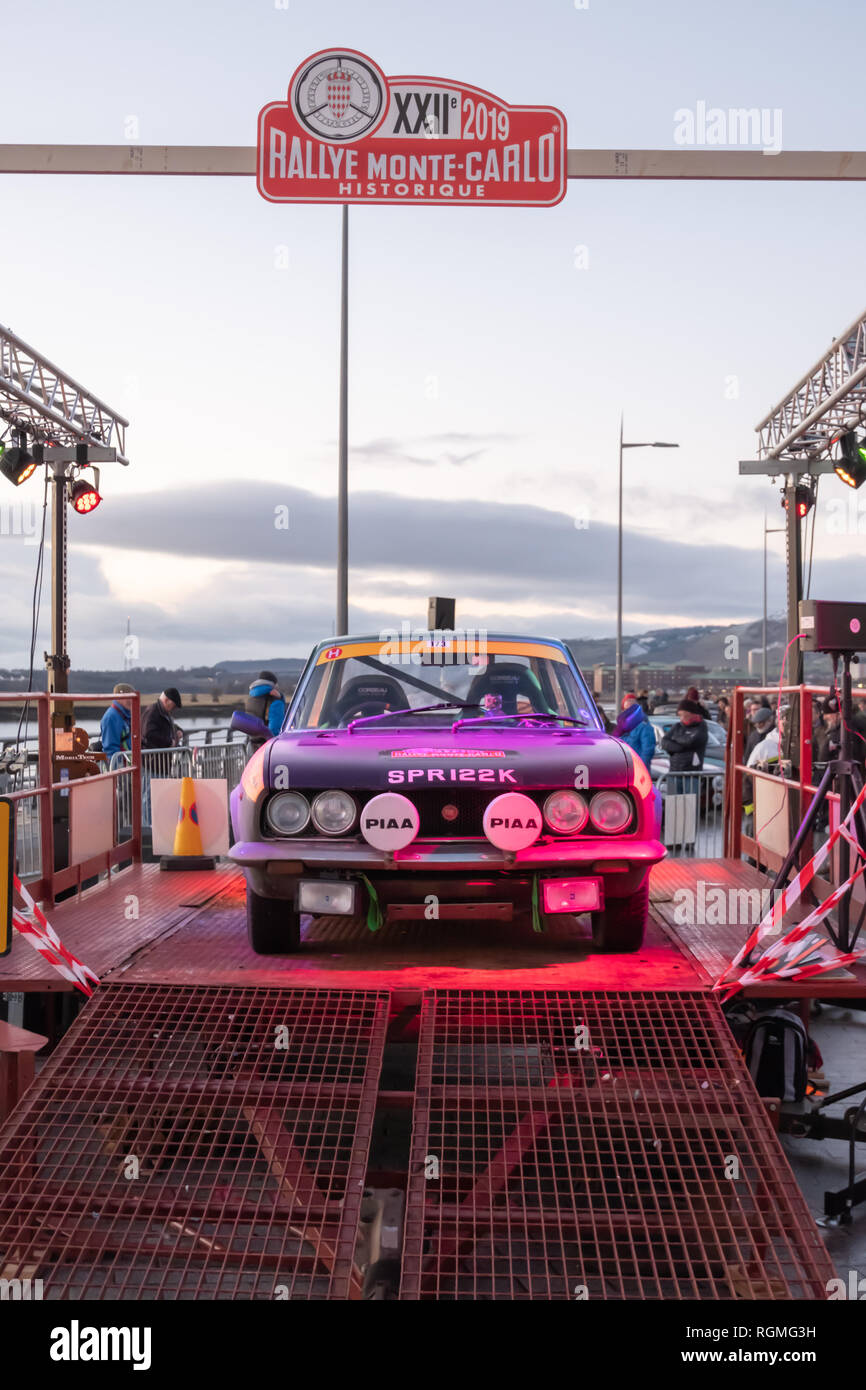 Glasgow, Scotland, UK. 30th January  2019: A 1972 Fiat 124 Coupe at the start of the  22nd Rallye Monte-Carlo Historique in Clydebank. Credit: Skully/Alamy Live News Stock Photo