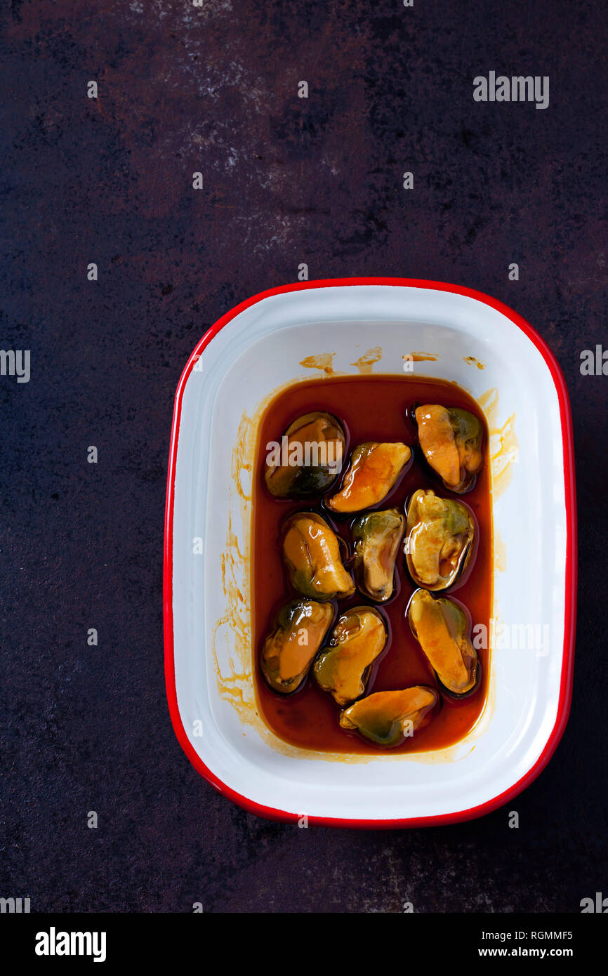 Bowl of blue mussel in Escabeche Sauce Stock Photo Alamy