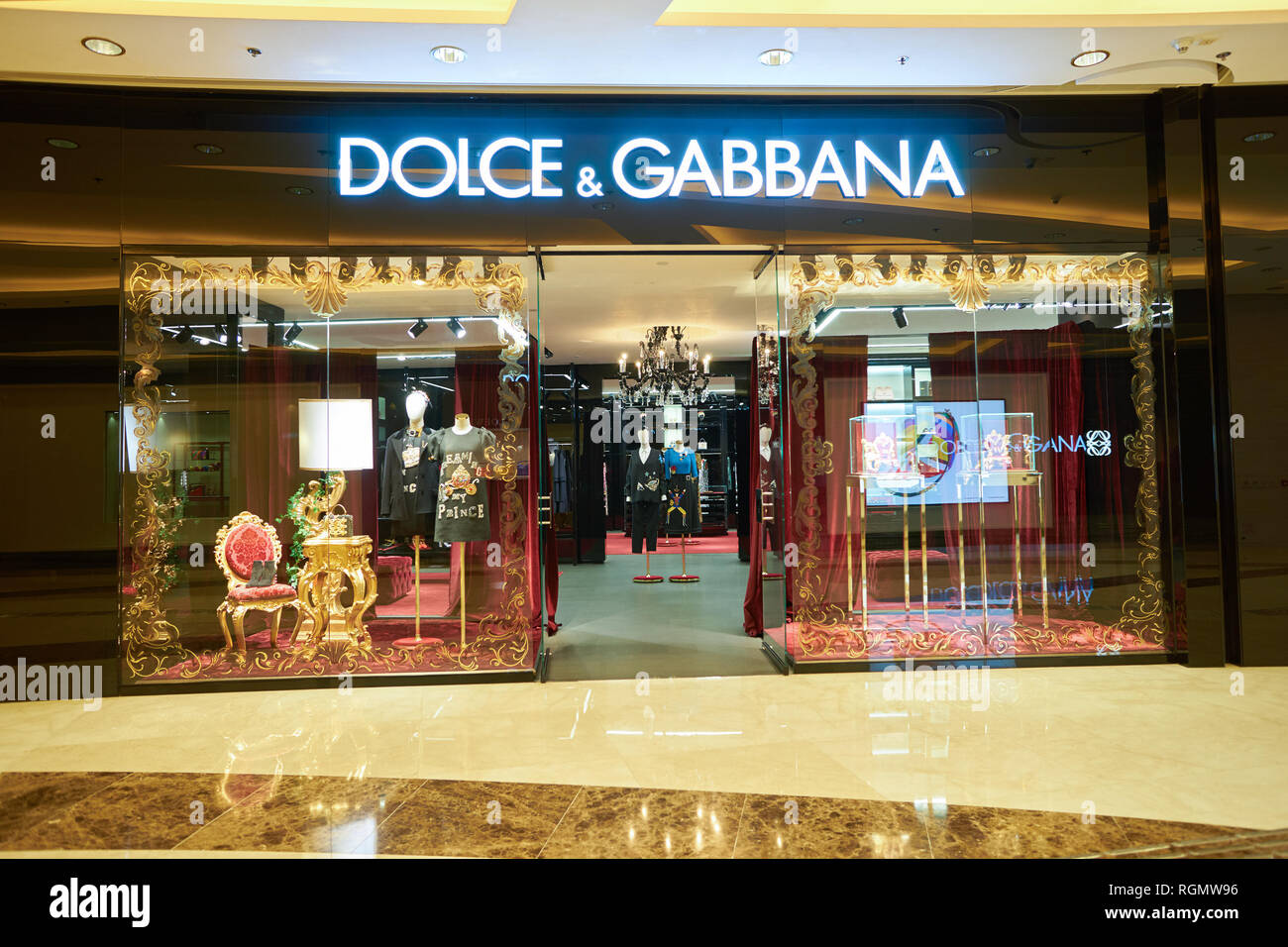 HONG KONG - CIRCA NOVEMBER, 2016: Dolce & Gabbana store at the Elements ...