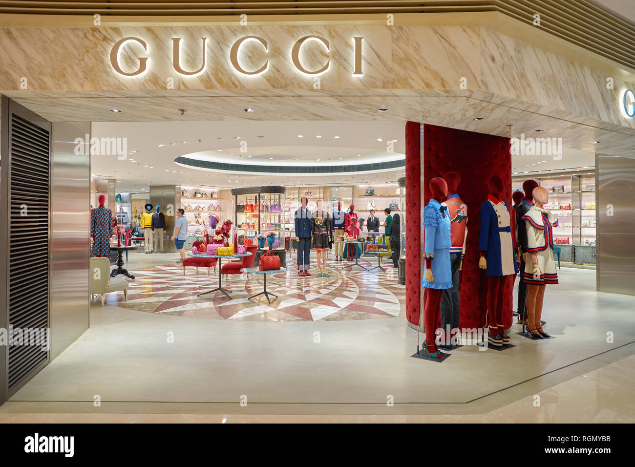 HONG KONG - CIRCA NOVEMBER, 2016: Gucci store at the Elements shopping  mall. Elements is a large shopping mall located on 1 Austin Road West, Tsim  Sha Stock Photo - Alamy
