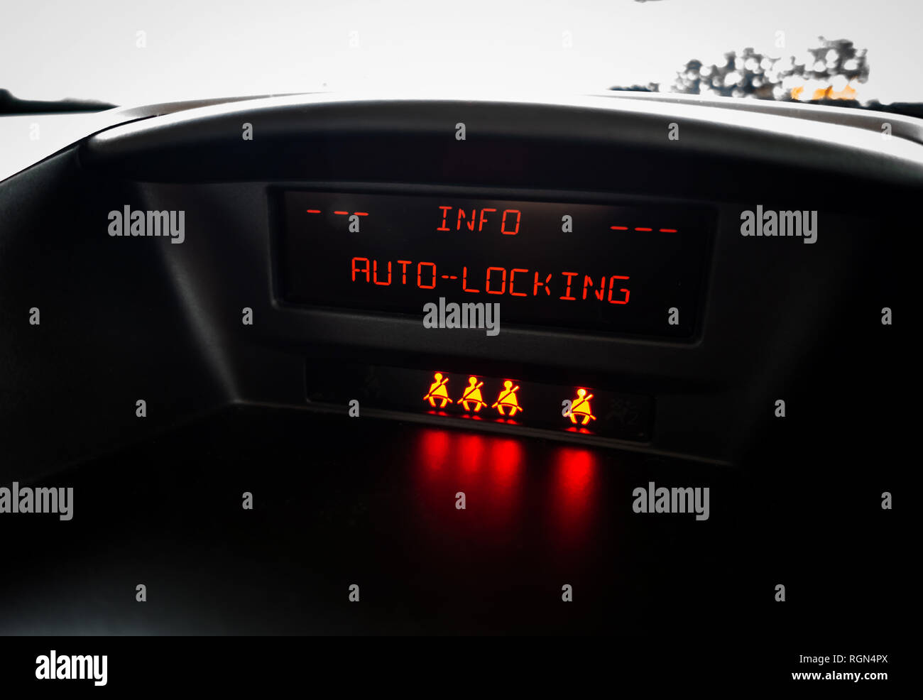 Auto-Locking showing on Dashboard Electronic Display in a Peaueot 407 ...
