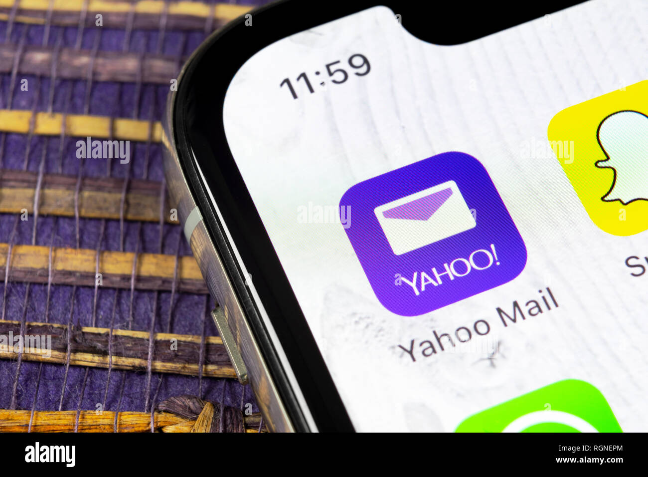 Yahoo mail logo hi-res stock photography and images - Alamy