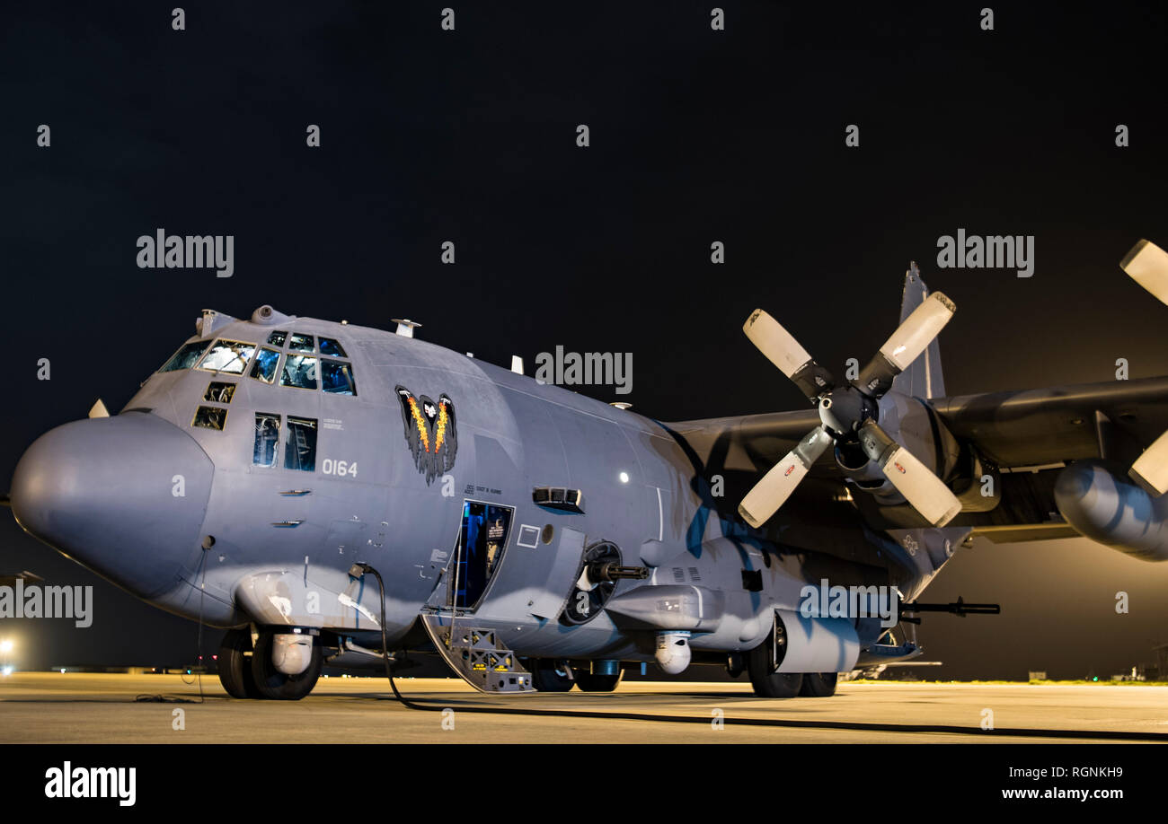 Ac 130 hi-res stock photography and images - Alamy