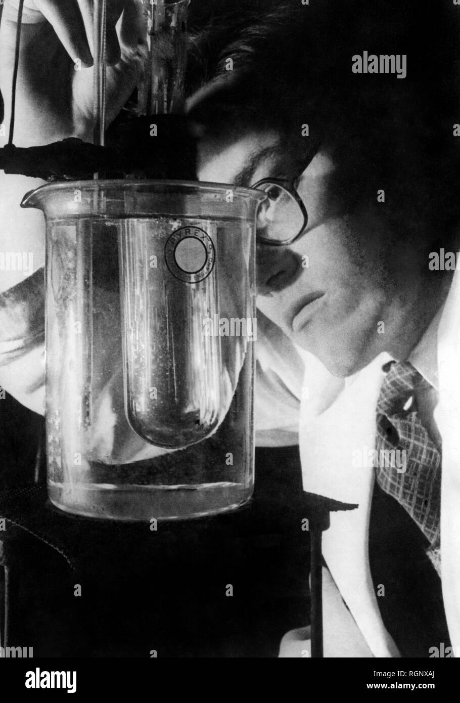 science, laboratory 1946 Stock Photo
