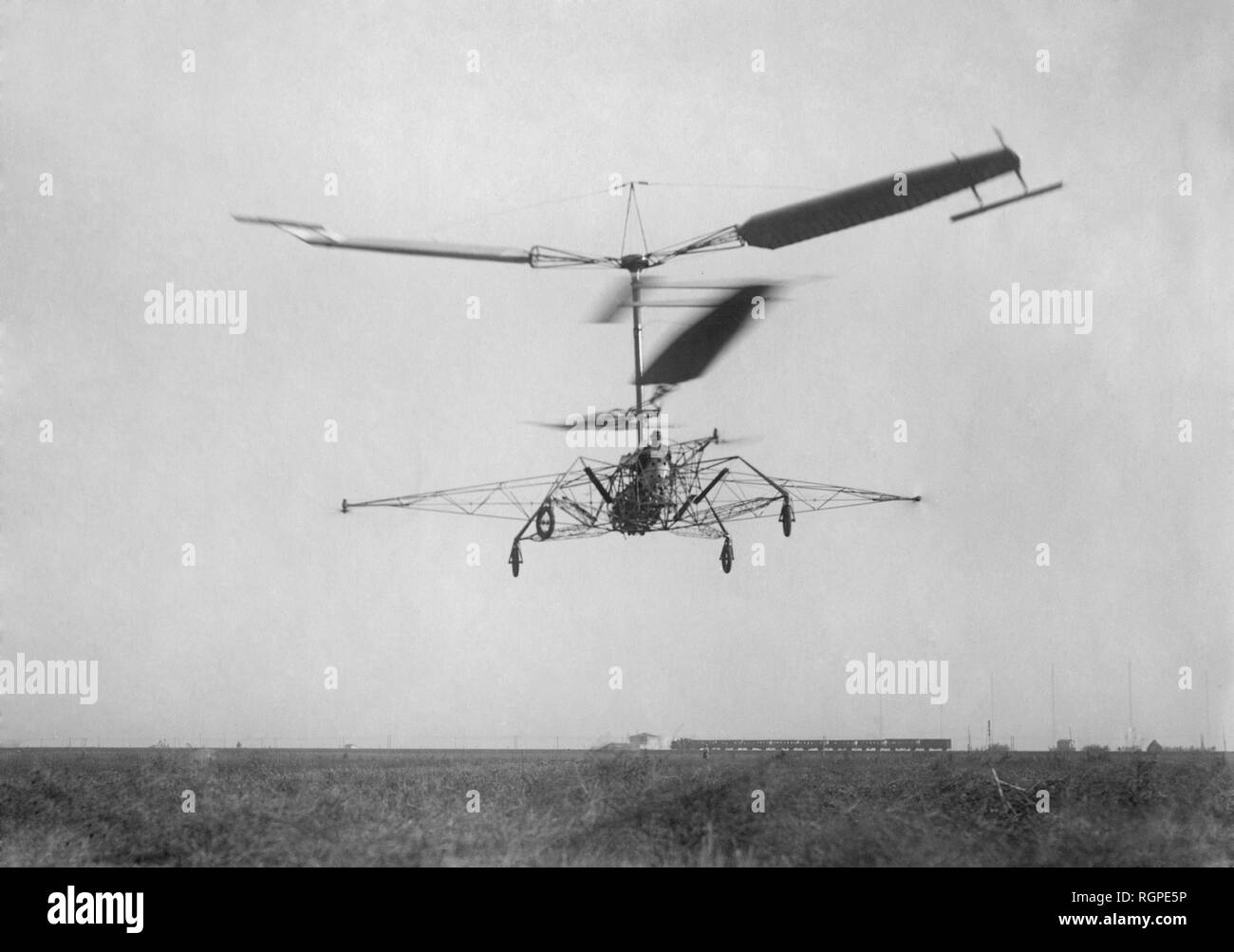 ascanio's helicopter, the first in italy, 1931 Stock Photo