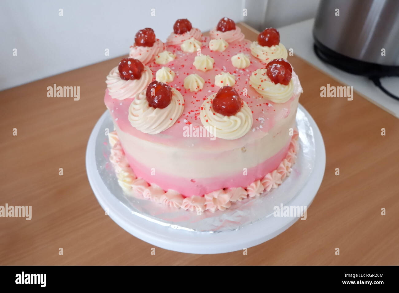37 Pretty Cake Ideas For Your Next Celebration : Scrumptious birthday cake