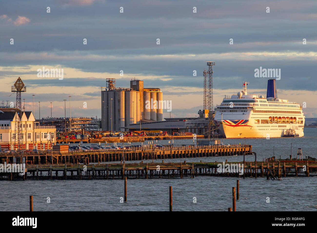 Cruise ship side trip hi-res stock photography and images - Alamy