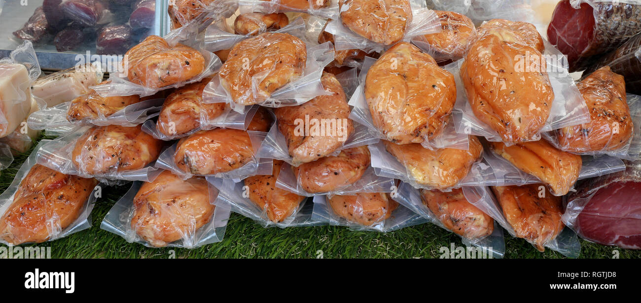 Cooked Chicken Pieces Vacuum Packed To Maintain The Organoleptic Properties Of Foods Unaltered Stock Photo Alamy