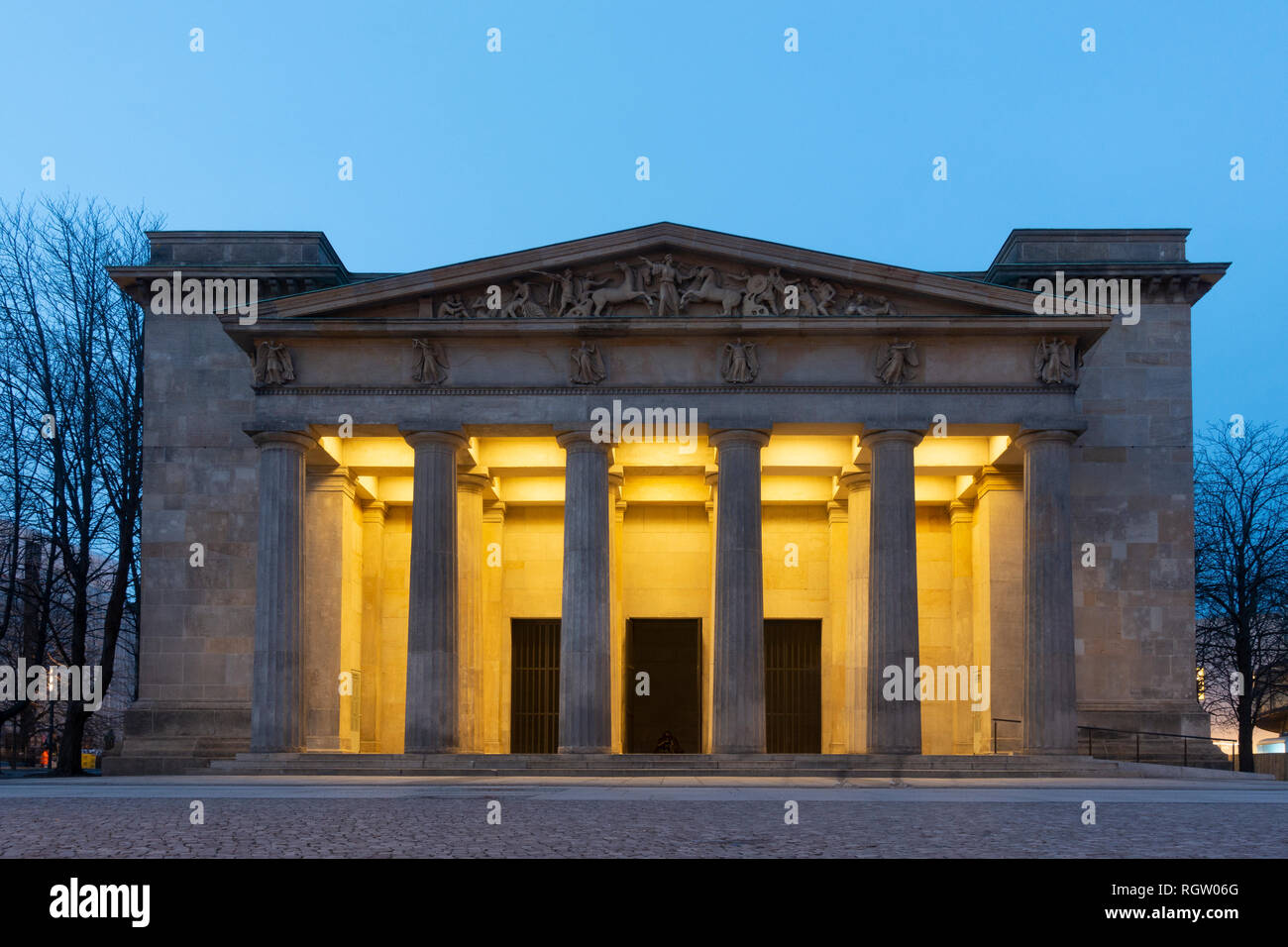 Night view of Neue Wache , New Guardhouse, on Unter den Linden in Mitte, Berlin, Germany (Central Memorial of the Federal Republic of Germany for the  Stock Photo