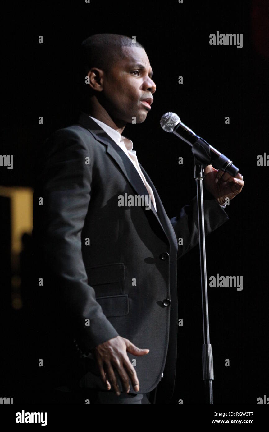 kirk franklin live performance kirk franklin live performance