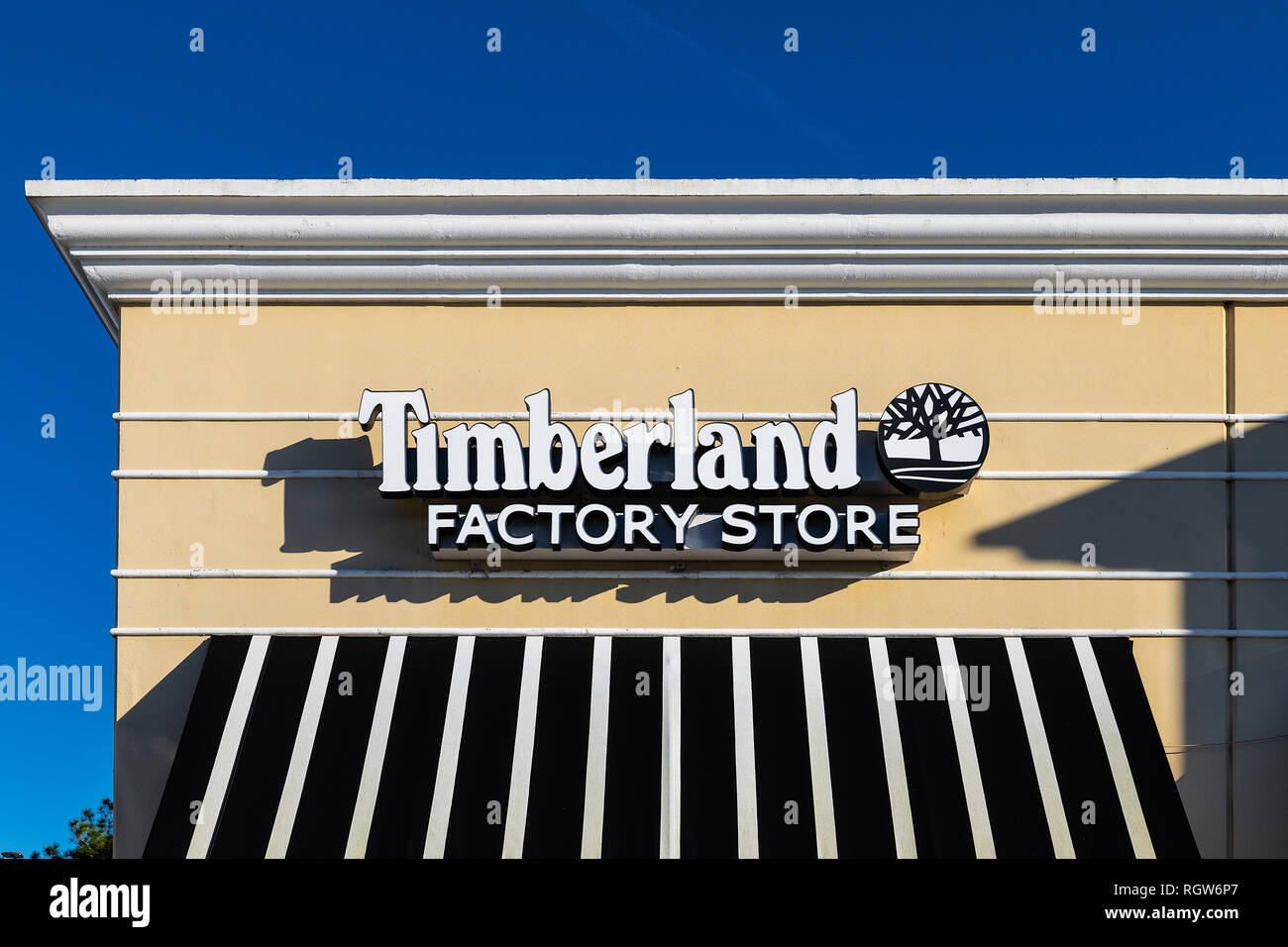 Timberland store hi-res stock photography and images - Alamy