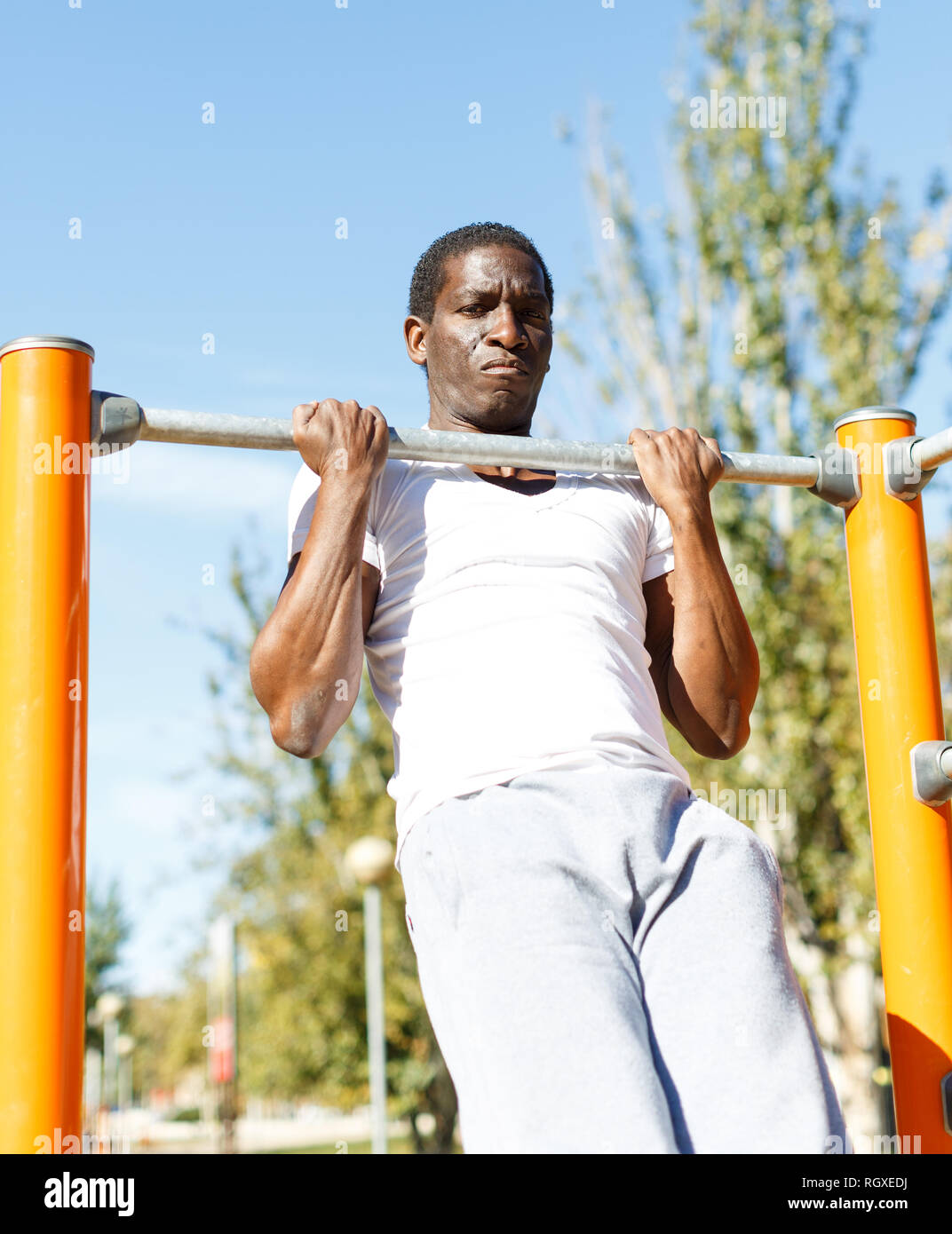 Active chin up bar sale