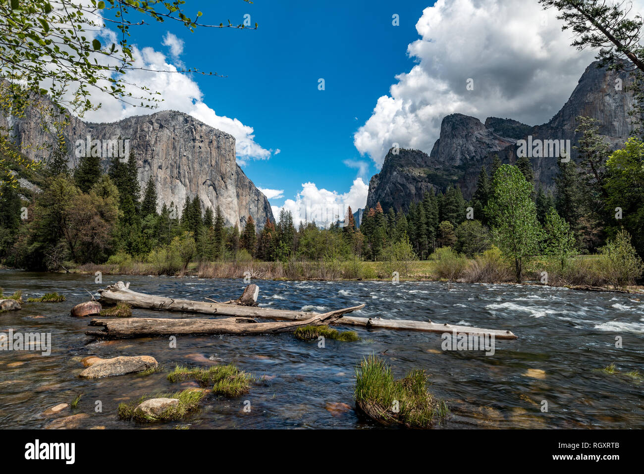 Yosemite 042816-9 Gates of the Valley Stock Photo - Alamy