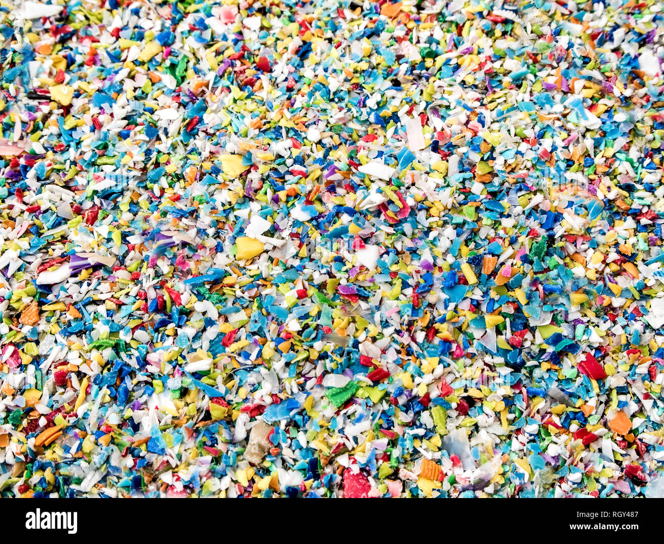 Used plastic crushed, Prepared to be remelted into recycled plastic