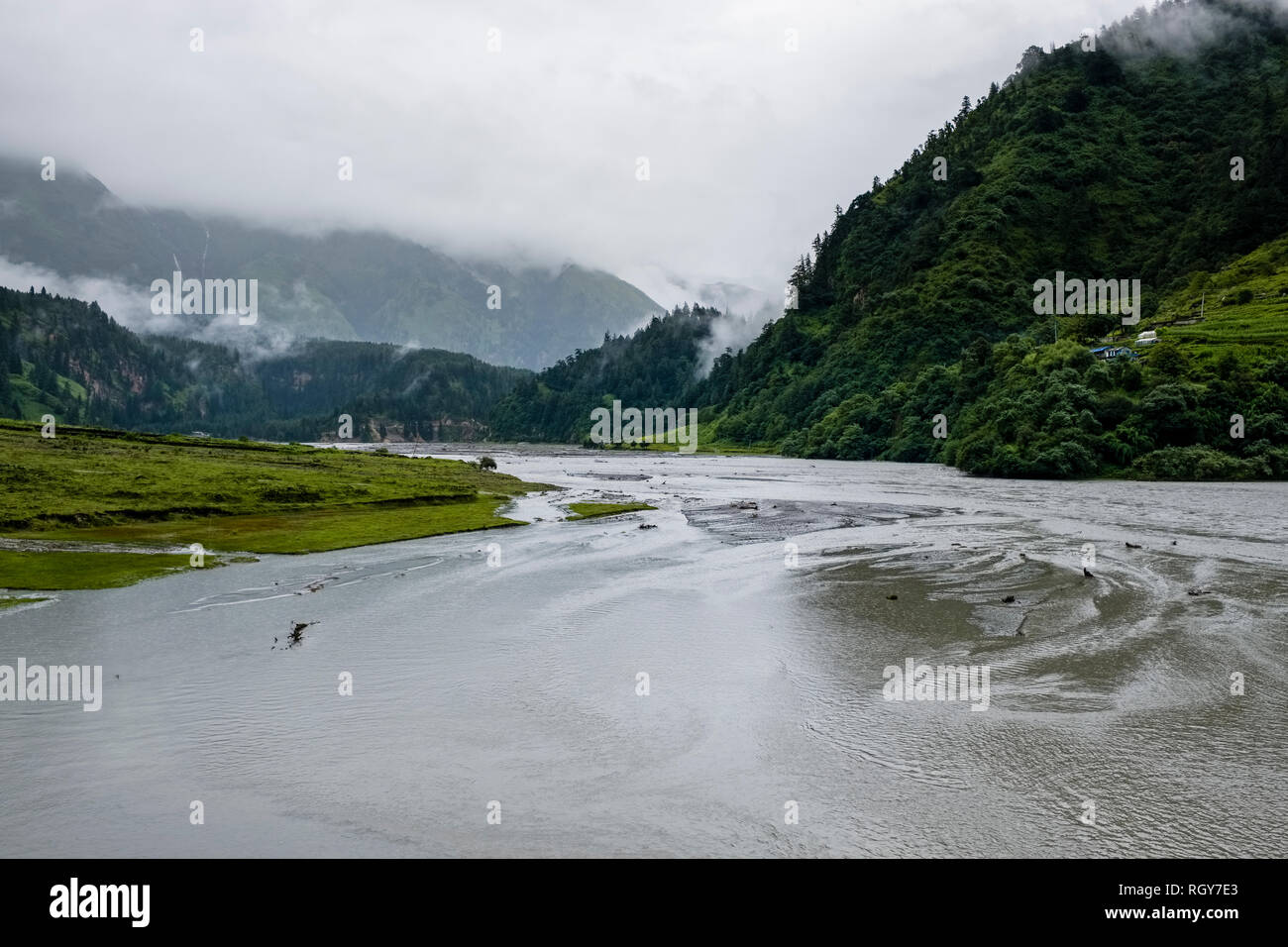 High water level in river hi-res stock photography and images - Alamy