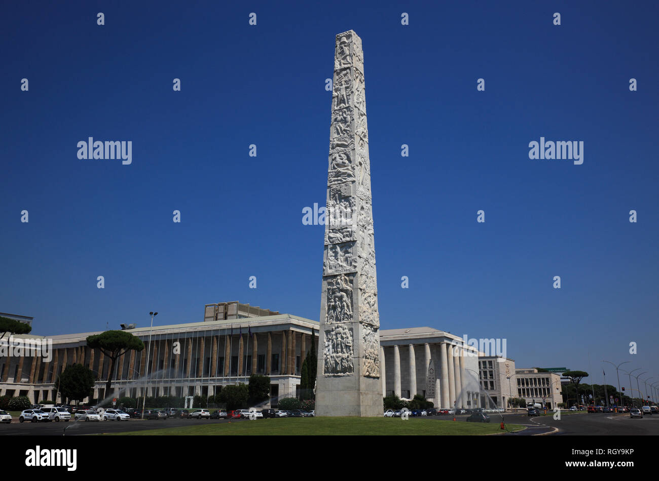 Piazza Guglielmo Marconi und Stele Obelisco di Marconi, Esposizione Universale di Roma, Weltausstellung Rom, EUR, Italien Stock Photo