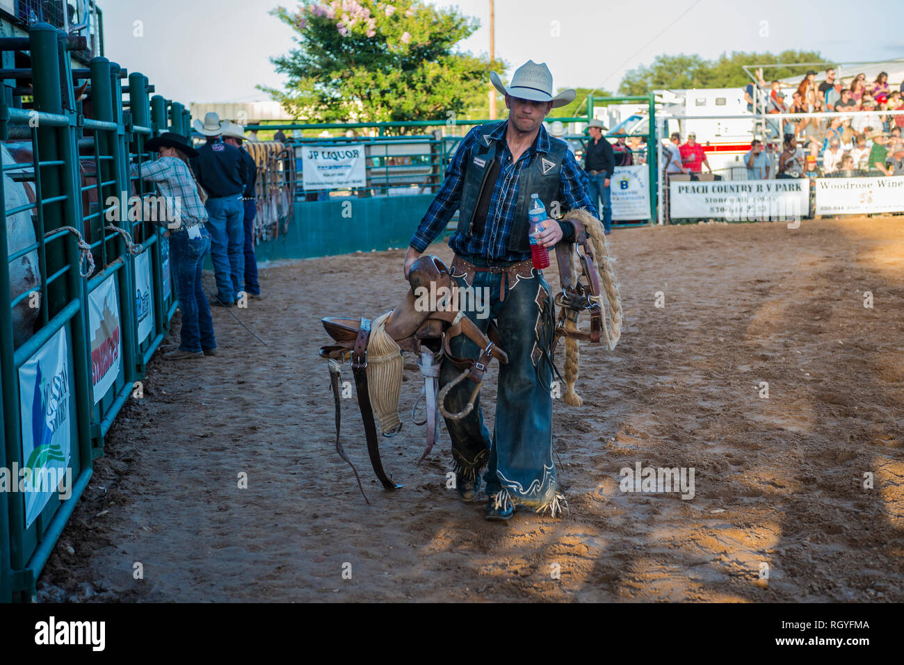 Peach rodeo hi-res stock photography and images - Alamy