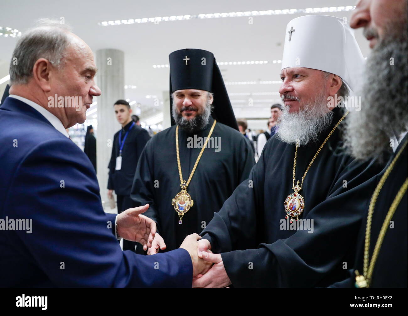 moscow-russia-31st-jan-2019-moscow-russia-january-31-2019-gennady-zyuganov-l-chairman-of-the-russian-federation-communist-party-kprf-shakes-hands-with-metropolitans-ahead-of-a-grand-ceremony-at-the-state-kremlin-palace-to-celebrate-the-10th-anniversary-of-the-6th-local-council-of-the-russian-orthodox-church-followed-by-the-enthronement-of-patriarch-kirill-of-moscow-and-all-russia-mikhail-metzeltass-credit-itar-tass-news-agencyalamy-live-news-RH0FX2.jpg