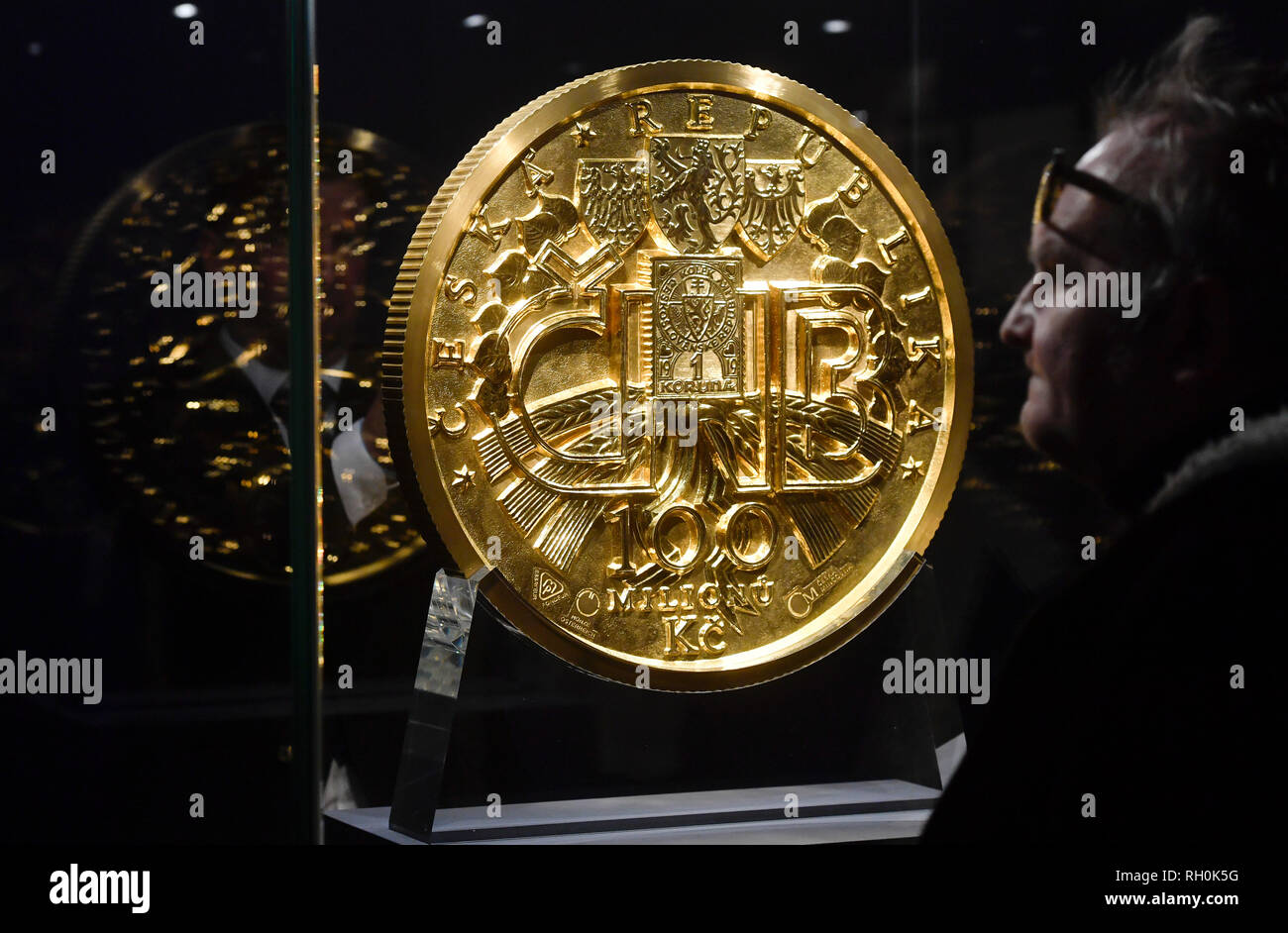 Prague, Czech Republic. 31st Jan, 2019. The gold coin weighing 130  kilograms with a nominal value of CZK 100 million was unveiled during a  press briefing on opening exhibition marking 100 years