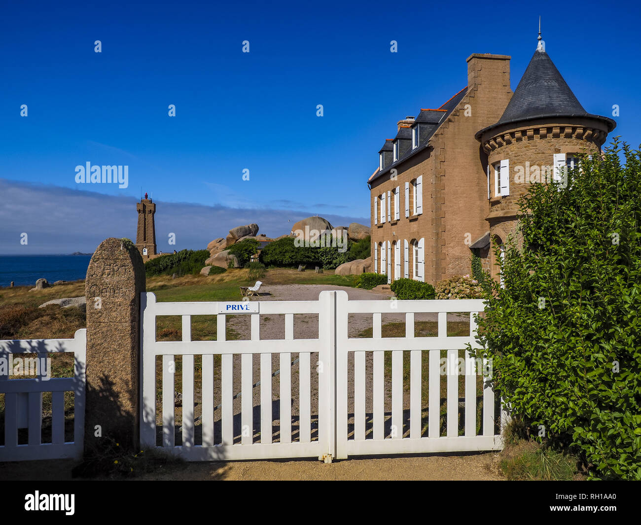 Granit Rose, Ploumanach, Cotes-d Armor, Bretagne, France, Europe Stock Photo