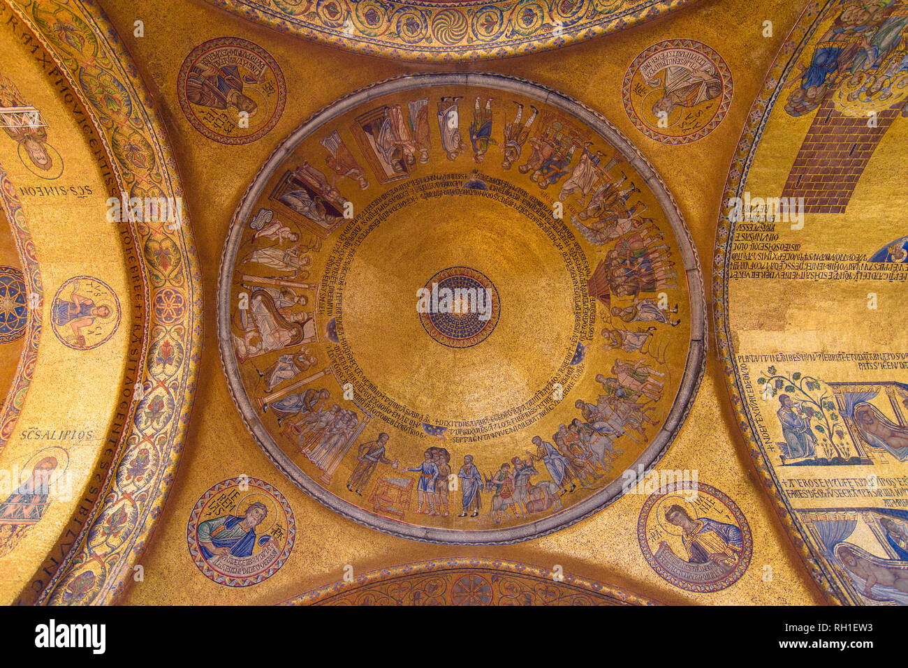 The mosaic decoration art of the interior of St Mark's Basilica, the cathedral church of Venice, Italy Stock Photo