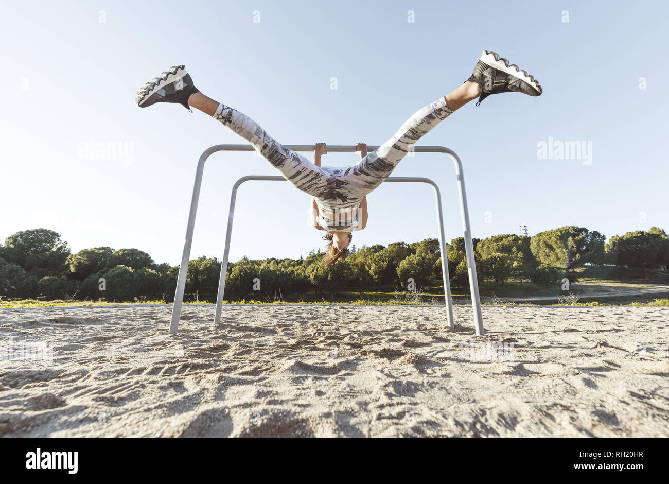 Parallel bars hi-res stock photography and images - Alamy